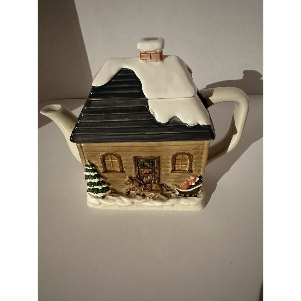 VTG Otagiri Teapot Christmas Wreath Horse Drawn Sleigh Snowy Roof Ceramic Japan